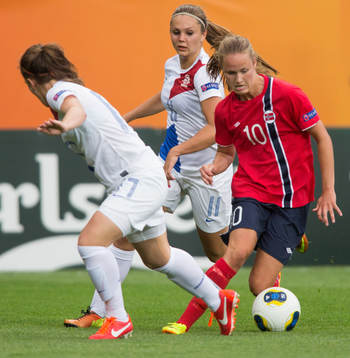 Caroline Hansen, Norge