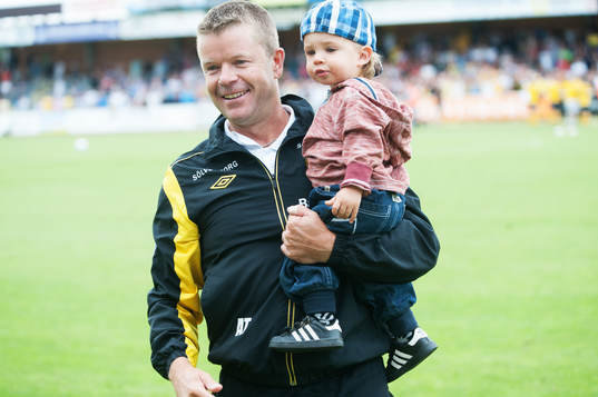 Anders Torstensson, tränare, Mjällby,  i