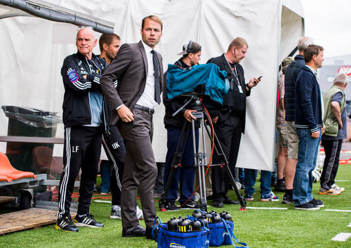 s tränare Andreas Alm i