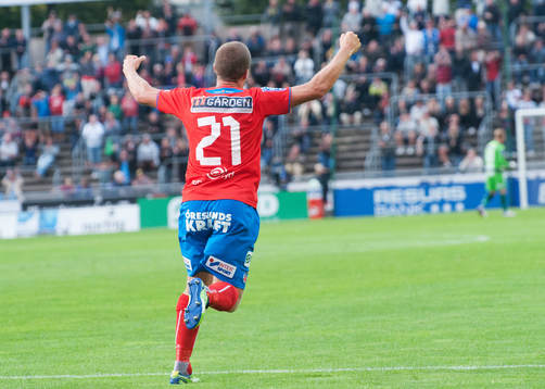 2-0, Christoffer Andersson, Helsingborg, med en frispark