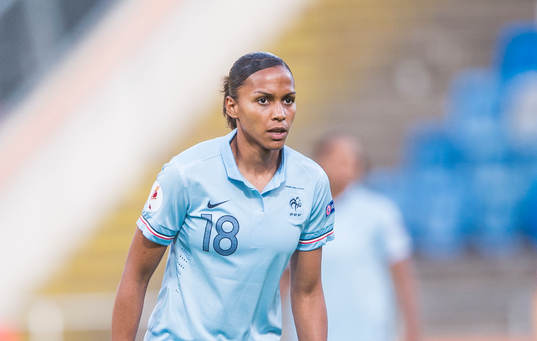 Franrkrikes Marie-Laure Delie i matchen mellan Spanien och
