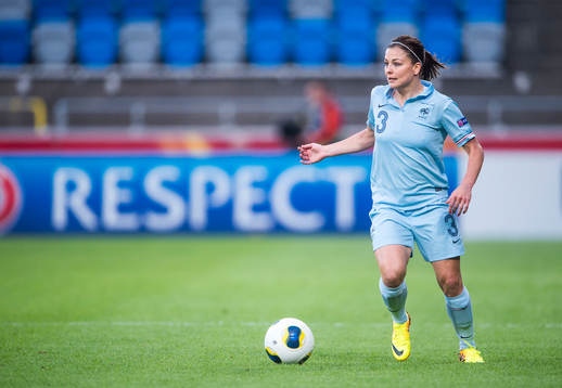 Franrkrikes Laure Boulleau i matchen mellan Spanien och