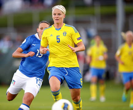 Sveriges Nilla Fischer i matchen mellan Sverige och Italien