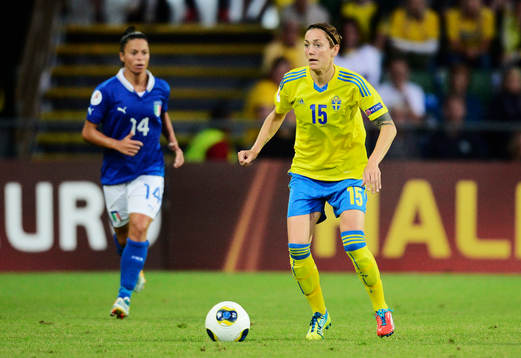 Sveriges Therese Sjögran i matchen mellan Sverige och