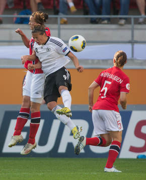 Toril Akerhaugen, Norge, Lena Lotzen, tyskland