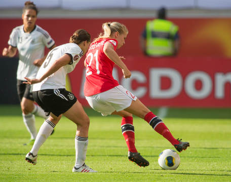 Annike Krahn, tyskland, Ada Hegerberg, Norge