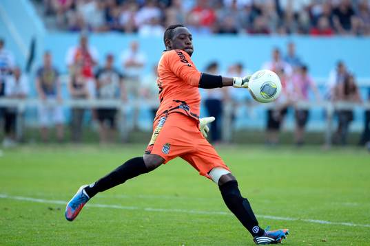 Parfait MANDANDA - 17.07.2013 - Reims / Charleroi - Match