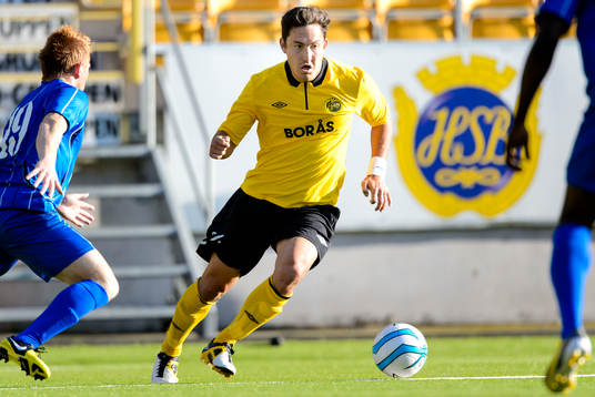 Elfsborgs Stefan Ishizaki med bollen