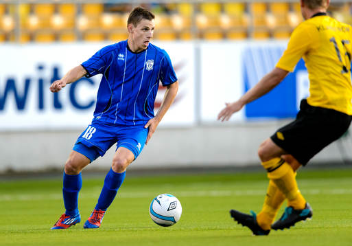 Daugavas Andrejs Kovaļovs med bollen