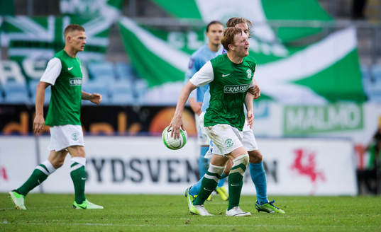 Hibernian FCs Liam Craig deppar