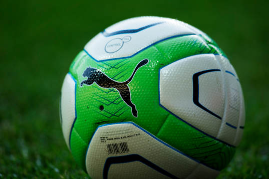 En boll från PUMA