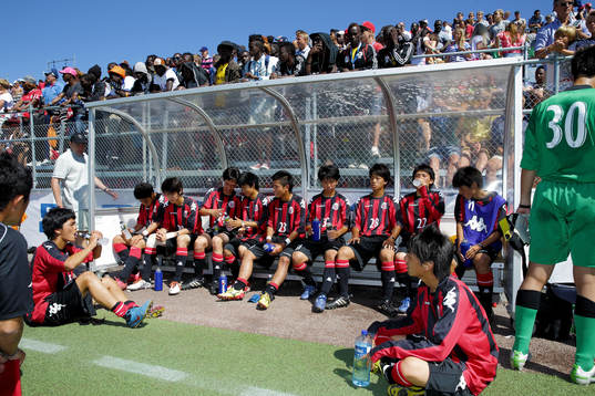 Finalen i klassen B16 Consadole Sapporo - Kampala Junior