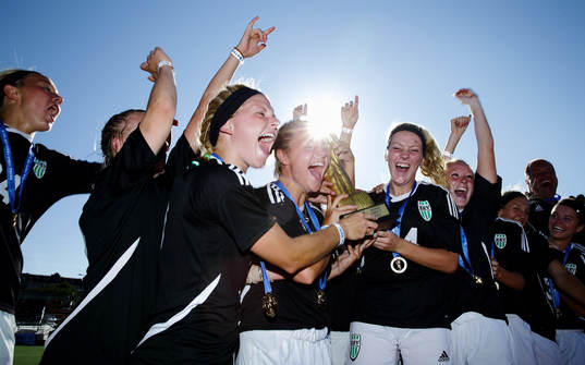 Bläddra bland fler bilder av Fotboll, Gothia Cup, finaler