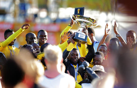 Vinnare i klassen B18, Kampala Junior Team