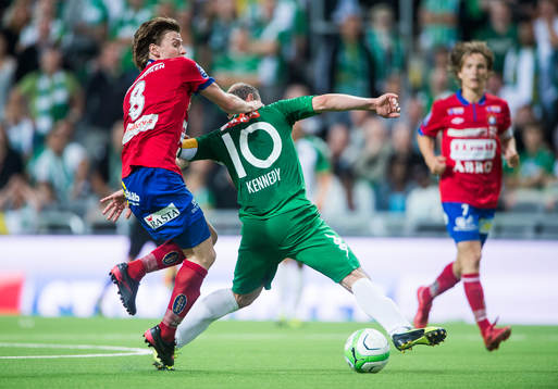Örgrytes Johan Lundgren sliter ned Hammarbys Kennedy