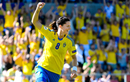 Bläddra bland fler bilder av Fotboll, dam-EM, Kvartsfinal, Sverige - Island