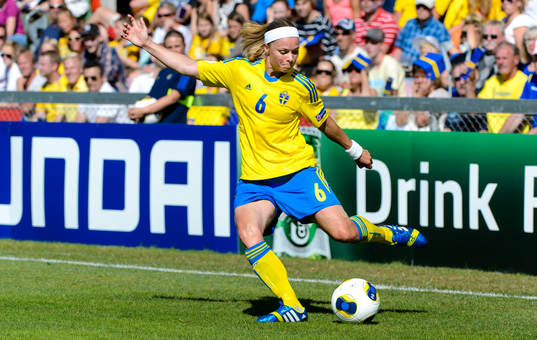 Sveriges Sara Thunebro laddar för skott i kvartsfinalen