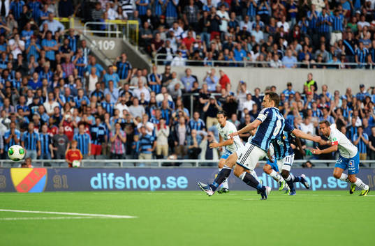 Andreas Johansson, Djurgården. gör 1-1 på straff