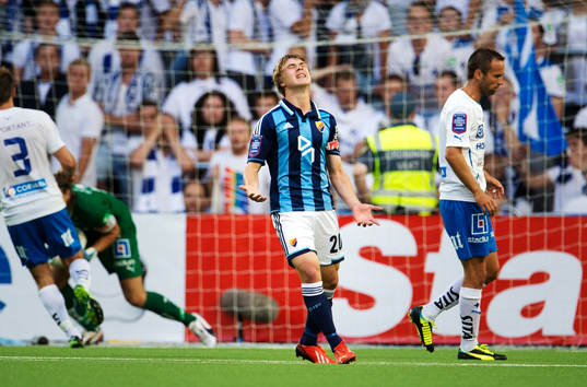 Djurgårdens Simon Tibbling deppar