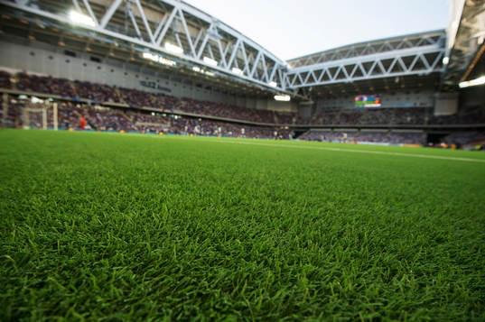 Generell vy över det konstgräs på Tele2 Arena som