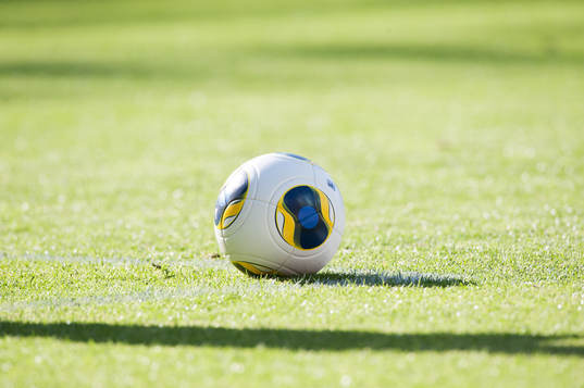Fotboll, gräs, EM-bollen
