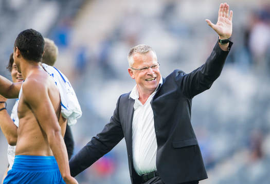 IFK Norrköpings tränare Jan Andersson jublar och ler