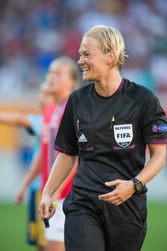Bibiana Steinhaus, domare