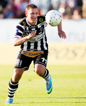 Landskronas Fredrik Olsson i fotbollsmatchen i Superettan