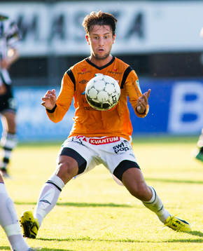 Varbergs Armin Tankovic i fotbollsmatchen i Superettan