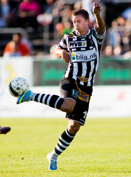 Landskronas Fredrik Olsson i fotbollsmatchen i Superettan