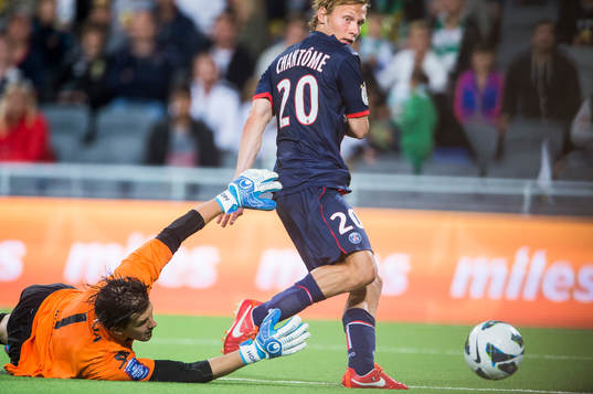 s Clément Chantome sparkar in 1-0 bakom Hammarbys målvakt