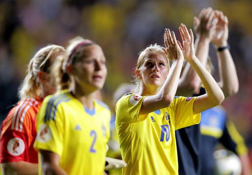 SverigesSofia Jakobsson tackar publiken och deppar