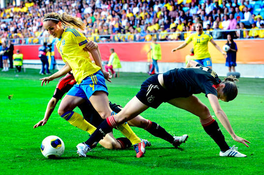 Sveriges Kosovare Asllani