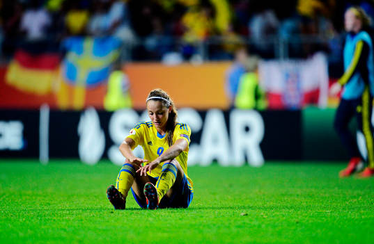 Sveriges Kosovare Asllani deppar