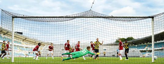 NÅ†ra mÅíl fÅ°r HÅ†cken, Sparta Prags mÅílvakt