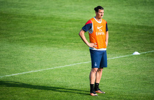 Paris Saint-Germain tränar på Södertstadion