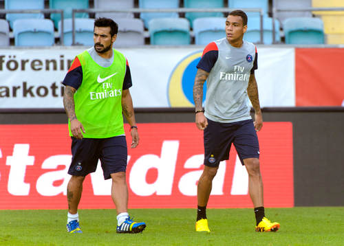 Paris Saint-Germains Ezequiel Lavezzi och Gregory van der