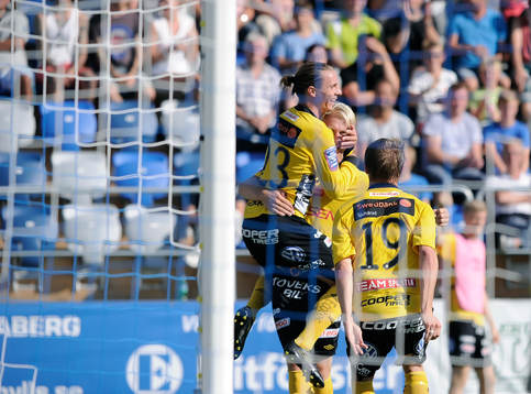 Elfsborgs Johan Larsson jublar