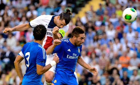 Paris Saint-Germans Zlatan Ibrahimovic i nickduell med