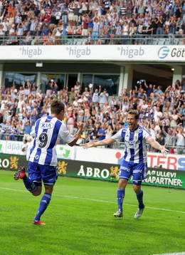 IFK Göteborgs Tobias Hysén jublar med Lasse Vibe