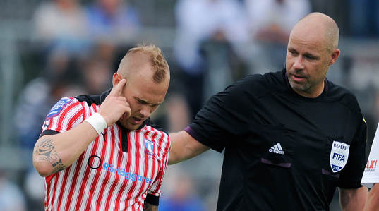 Malmös Magnus Eriksson, och Martin Hansson, domare