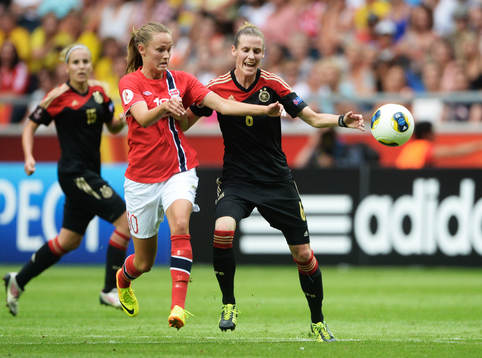 Norges Caroline Hansen och Tysklands Nadine Kessler i