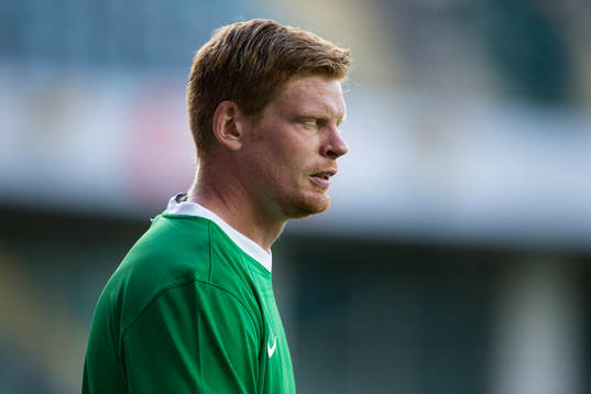Häckens målvakt Christoffer Källqvist deppar