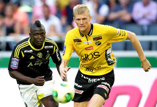 s Alhassan Crespo A. Kamara och Elfsborgs Tom Söderberg i