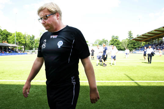 Åtvidabergs Tränare Peter Swärdh i fotbollsmatchen