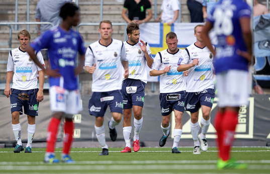 Lag och supporters jublar