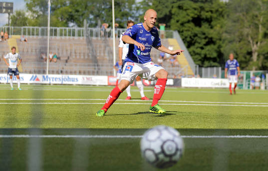 Mål 1-1 på straf av Åtvidabergs Daniel Sjölund i