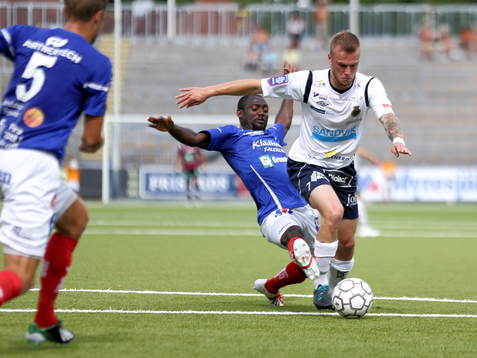 Gefles Alexander Faltsetas och Åtvidabergs John Owoeri i