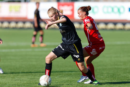 Göteborgs Amanda Edgren och Piteås Emilia Appelqvist