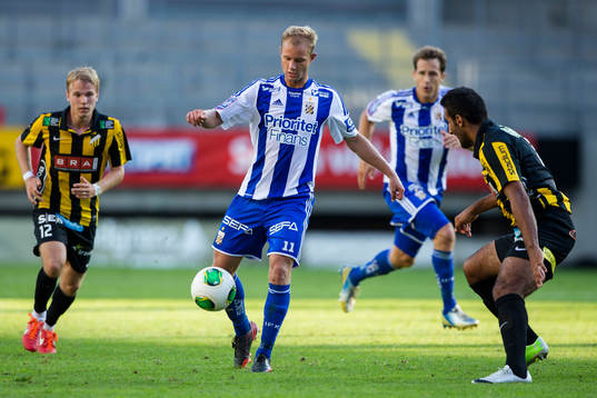 IFK Göteborgs Robin Söder mot Häckens Mohammed Ali Khan